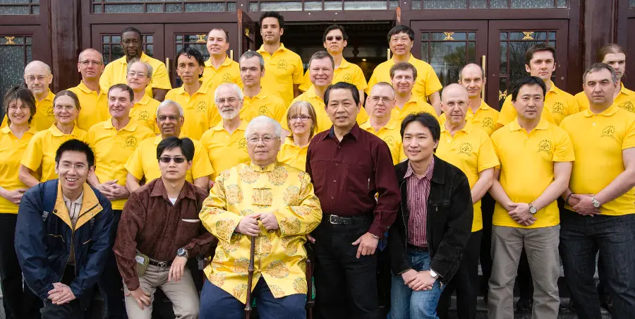 Three generations of Zhan Zhuang practitioners